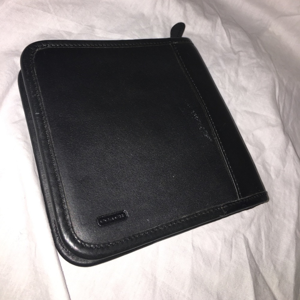 COACH CD ORGANIZER